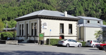 lakes district museum gallery arrowtown 5