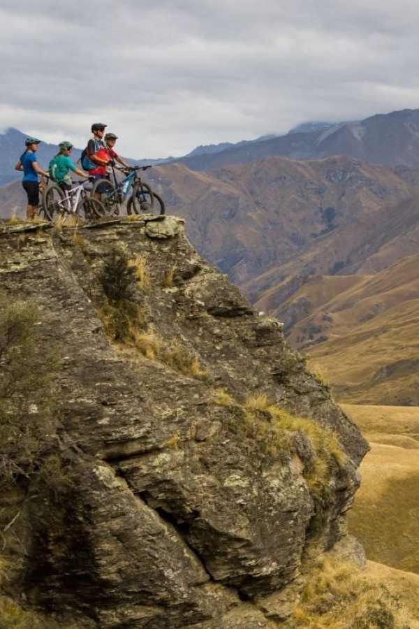 Elephant Rock 02 cropped2